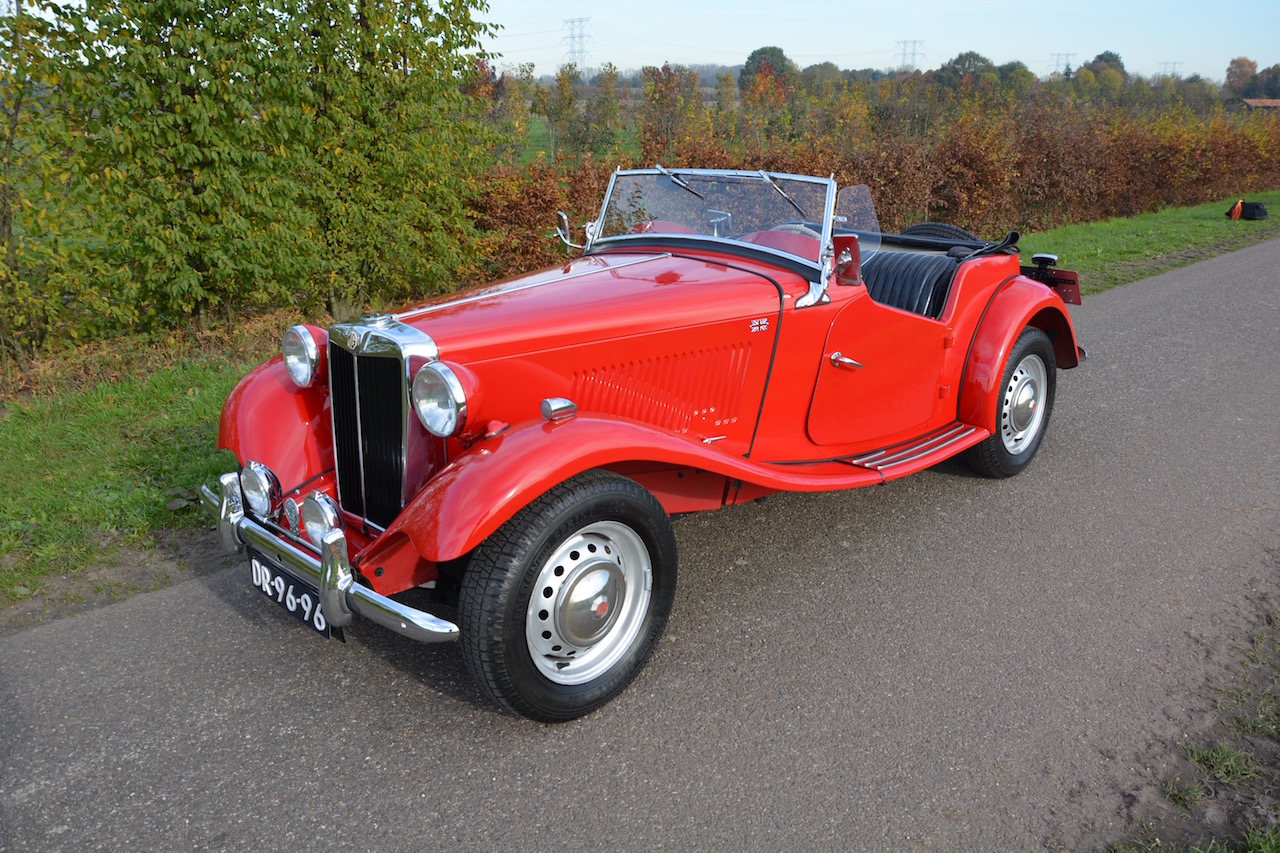 MG TD 1250 X-Pag afb44 british sports cars