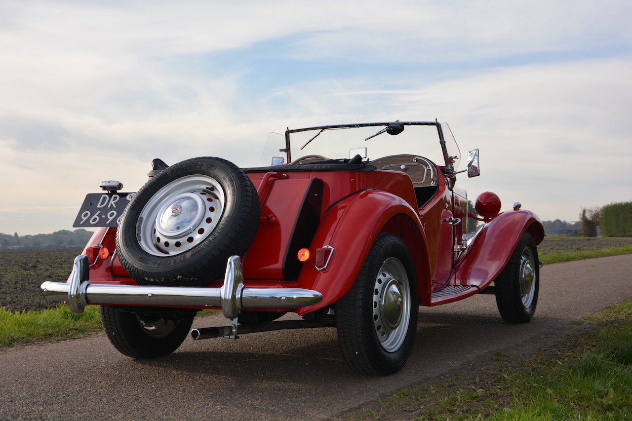 MG TD 1250 X-Pag afb36 british sports cars