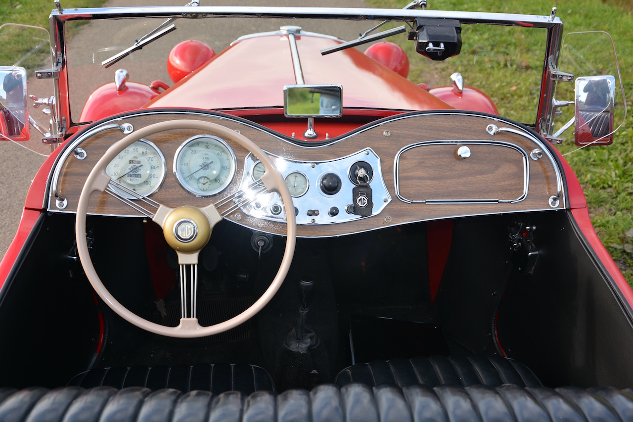 MG TD 1250 X-Pag afb34 british sports cars