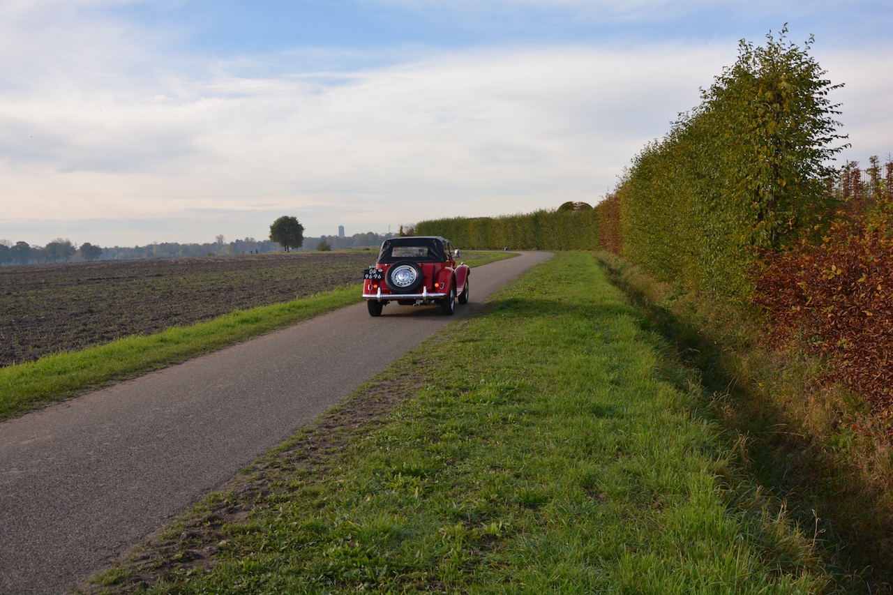 MG TD 1250 X-Pag afb8 british sports cars
