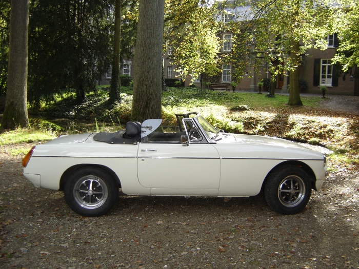 MGB 1977 afb 7 britishsportscars